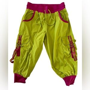 Zumba Wear Y2K Neon Cargo Capri Joggers | M